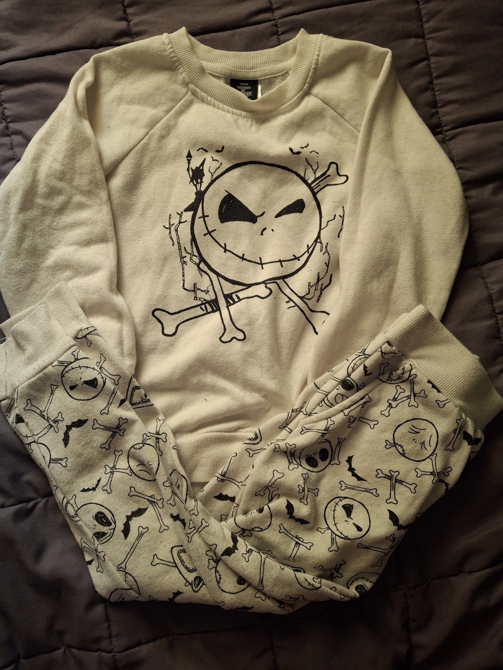 Disney Nightmare Before CHRISTMAS jogging Suit